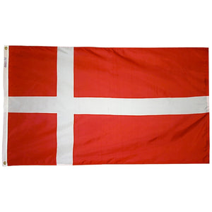 32136-03 Nyl-Glo Denmark Flag, 3'x5'