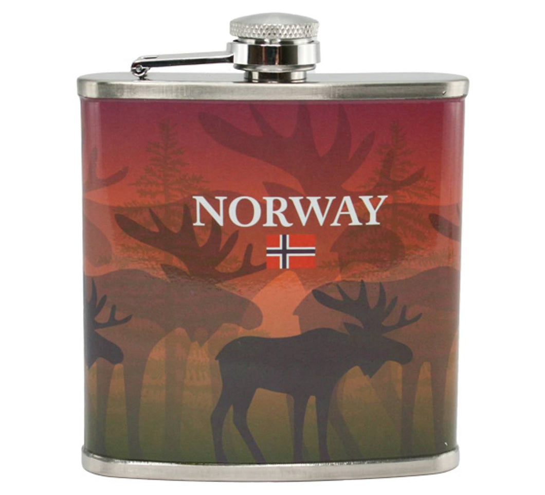 660624 Flask, Norway and Moose